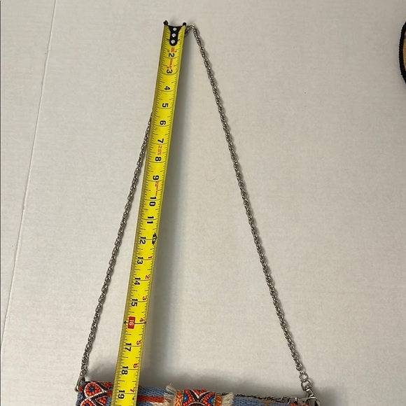 AMERICA & BEYOND GEOMETRIC CHAIN CROSSBODY BAG - Picture 12 of 16